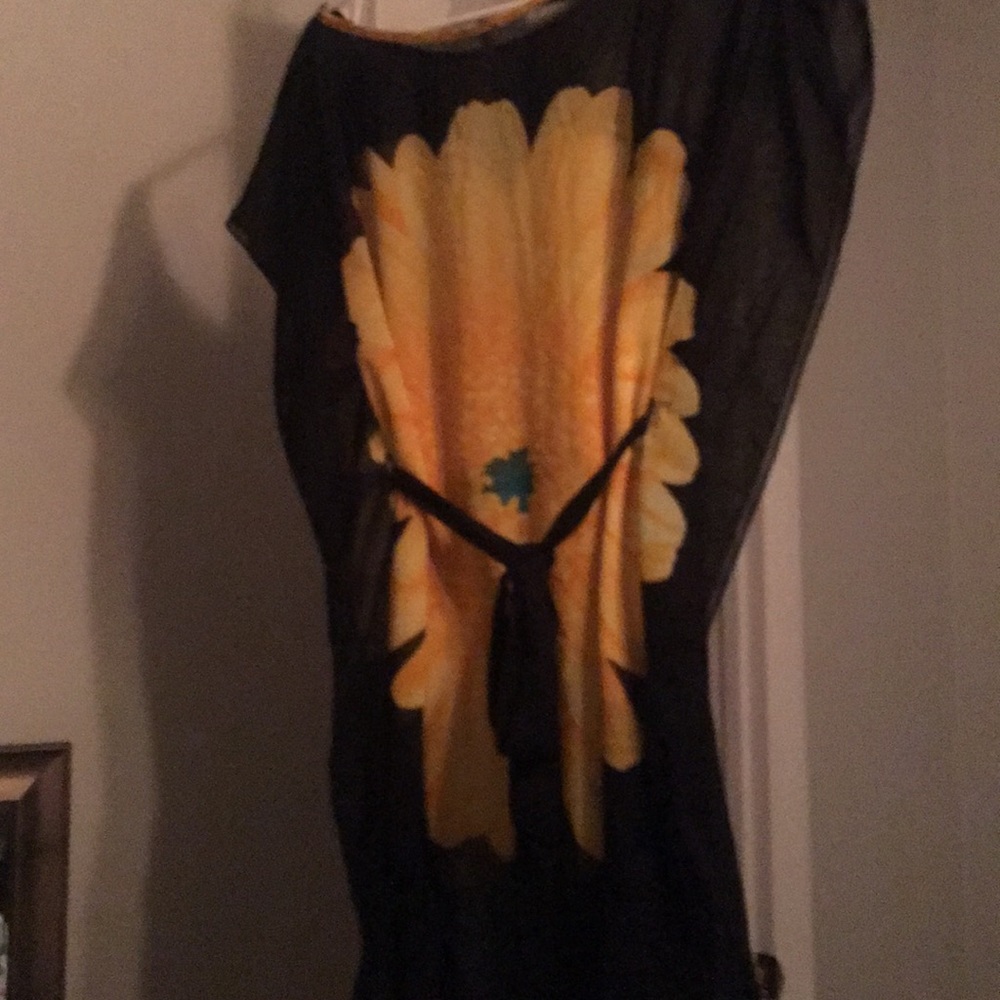Shirt - Picture 2 of 2